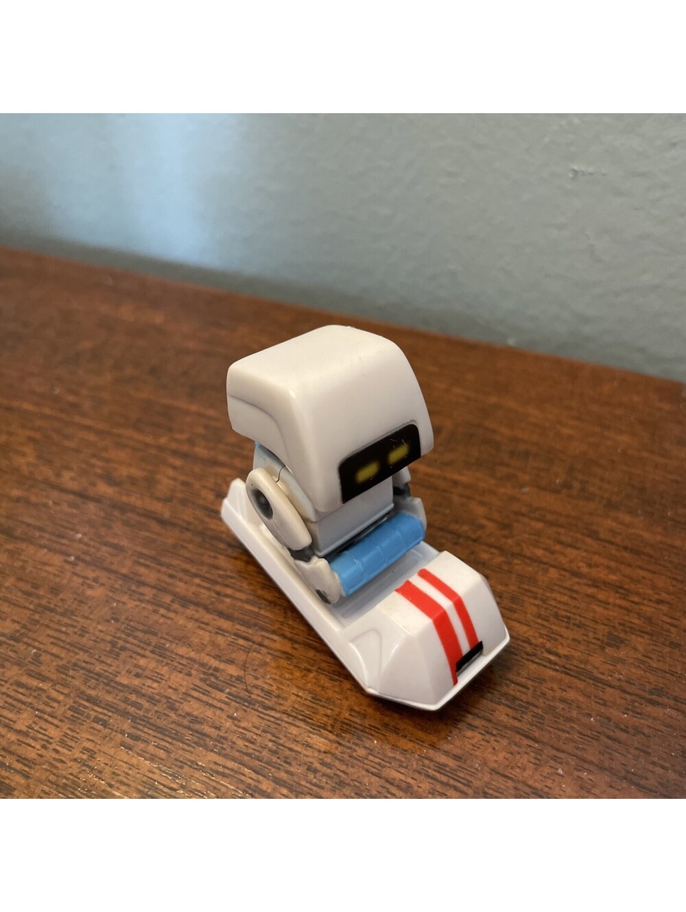 Disney Wall-e Clean N’ Go M-O w/ Transport Bot Thinkway